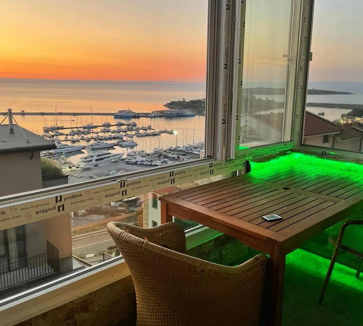 Sea View Apartment Σωζόπολη